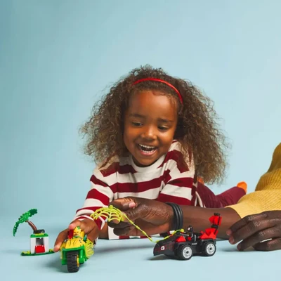 Gambar LEGO Marvel Spin & Electro Dinosaur Vehicle Chase Set 124 Pcs 11198 - Mix