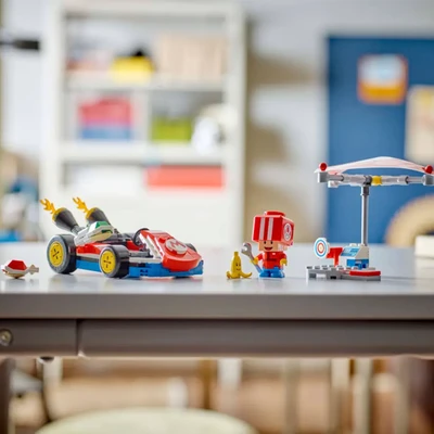 Gambar LEGO Super Mario Standard Kart Set 174 Pcs 72032 - Merah/hitam