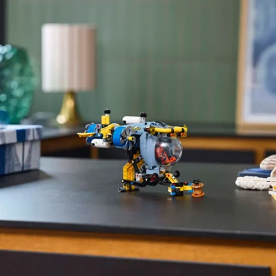 Gambar LEGO Technic Deep Sea Research Submarine Set 413 Pcs 42201 - Biru