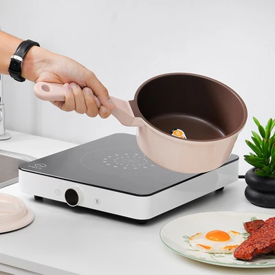 Gambar Cooking Color Cara Panci Saucepan Non-Stick Coating 18 cm - Pink