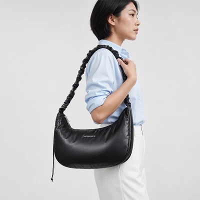 Gambar Passport Elyse Tas Selempang - Hitam