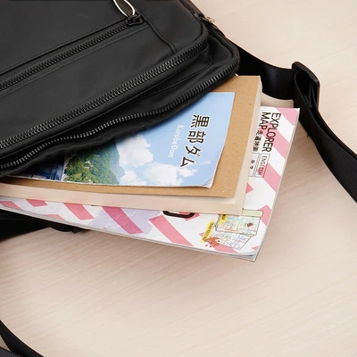 Gambar Passport Renzo Tas Bahu - Hitam