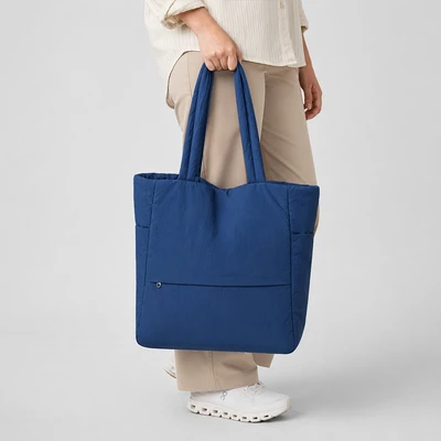 Gambar Ataru Tote Bag Puffy Nylon Medium - Biru