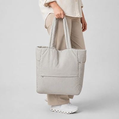 Gambar Ataru Ukuran M Totebag Puffy Nylon - Abu-Abu Muda