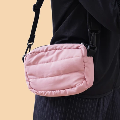 Gambar Ataru Tas Selempang Puffy Nylon Small - Pink Dusty