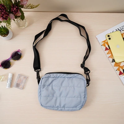 Gambar Ataru Tas Selempang Puffy Small - Biru Ash