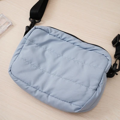Gambar Ataru Tas Selempang Puffy Small - Biru Ash