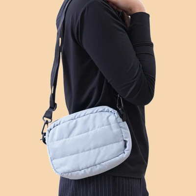 Gambar Ataru Tas Selempang Puffy Small - Biru Ash