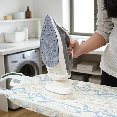 Gambar Kris Setrika Cordless Commercial 1200 Watt - Mix