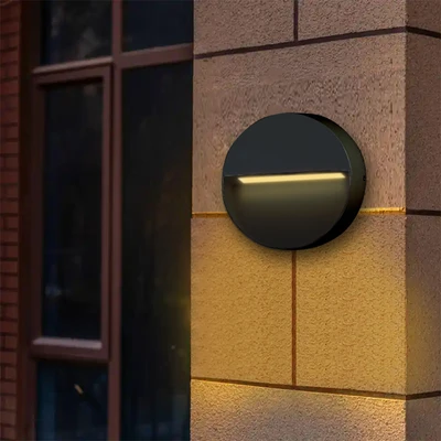 Gambar Krisbow Lampu Dinding Outdoor 5 Watt 3000K IP54 Round - Hitam