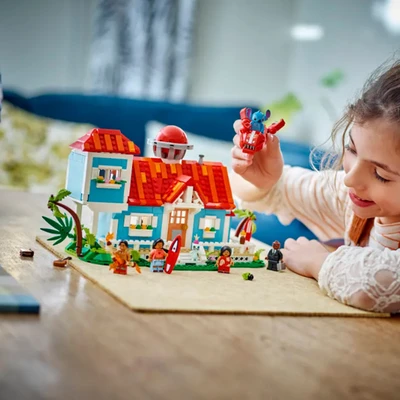 Gambar LEGO Disney Lilo & Stitch Beach House Set 834 Pcs 43268 - Mix