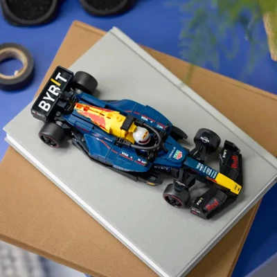 Gambar LEGO Speed Champions Oracle Red Bull F1 Set 251 Pcs 77243 - Biru/hitam