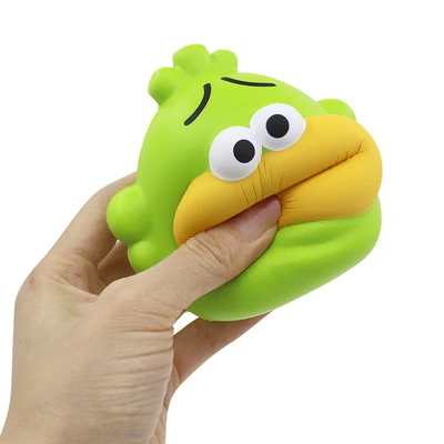 Gambar Molynk Squeeze Radish Medium - Hijau