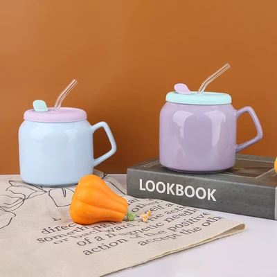Gambar Delicia Candy Mug Keramik Dengan Tutup & Sedotan 550 ml Random