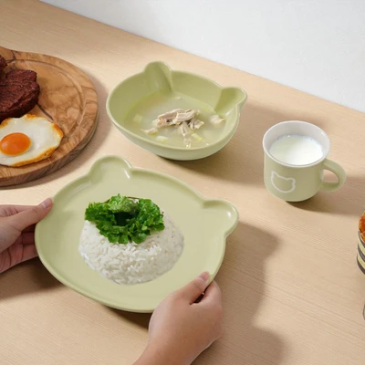 Gambar Delicia Set 3 pcs Perlengkapan Makan Anak Keramik Bone China Random