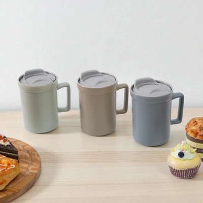 Gambar Delicia Erie Mug Keramik Bone China Dengan Tutup 400 ml Random
