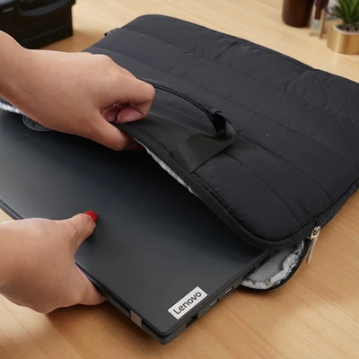 Gambar Passport Hailey Tas Laptop - Hitam