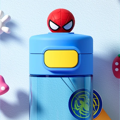 Gambar Unimass Botol Minum Plastik Spiderman 530 Ml - Biru