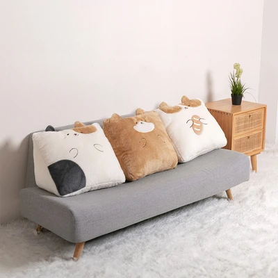 Gambar Forhom Bantal Sofa Dacron Persia Cat Triangular 50x32x32 cm - Cokelat