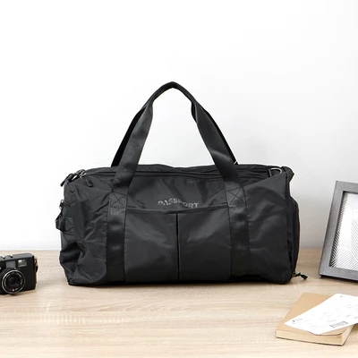 Gambar Passport Jane Tas Duffle - Hitam