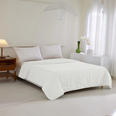 Gambar Selma 210x210 cm Bed Cover Microfiber - Putih