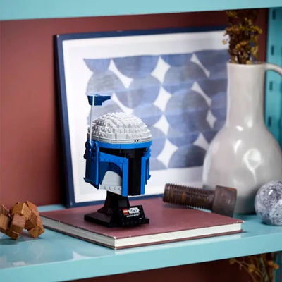 Gambar LEGO Star Wars Jango Fett Helmet Set 616 Pcs 75408 - Hitam/biru