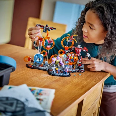 Gambar LEGO Marvel Super Hero Avengers Endgame Final Battle Set 621 Pcs 76323 - Mix