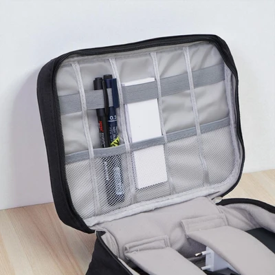 Gambar Passport Tas Organizer Gadget Dengan Handle - Hitam