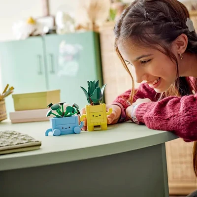 Gambar LEGO Icons Botanicals Happy Plants Set 217 Pcs 10349 - Mix