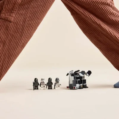 Gambar LEGO Star Wars Death Trooper & Night Trooper Battle Pack Set 119 Pcs 75412 - Hitam