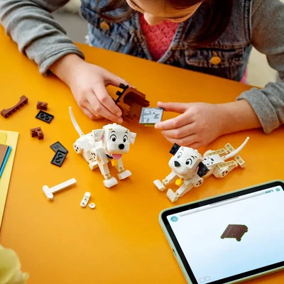 Gambar LEGO Disney Lucky & Penny 101 Dalmatians Puppies Set 268 Pcs 43271 - Mix