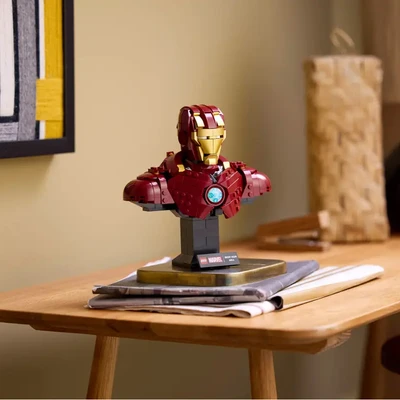 Gambar LEGO Marvel Iron Man Mk4 Bust Set 436 Pcs 76327 - Merah/gold