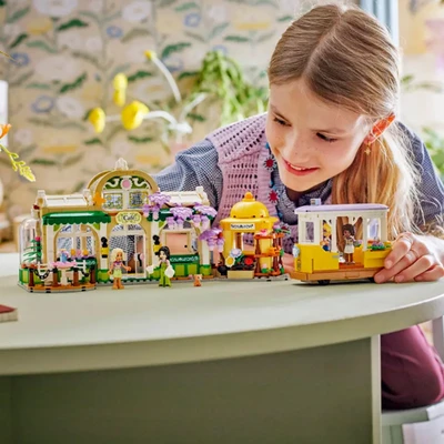 Gambar LEGO Friends Plant Cafe & Flower Shop Set 1138 Pcs 42671 - Mix