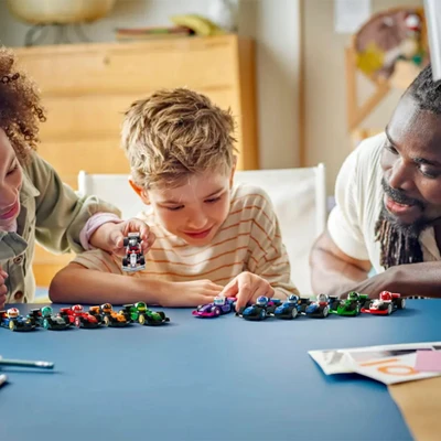 Gambar LEGO Formula 1 Collectible Race Cars 71049 Random