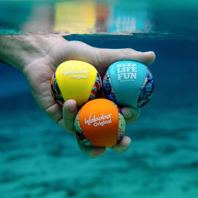 Gambar Waboba Bola Original Bounces On Water Random