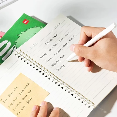 Gambar Deli Notebook Spiral One Piece Random