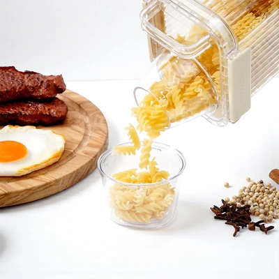 Gambar Culinart Wadah Makanan Dengan Corong 1.8 Liter Transparan