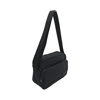 Gambar Passport Emily Tas Selempang - Hitam