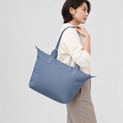 Gambar Passport Emily Tote Bag - Biru