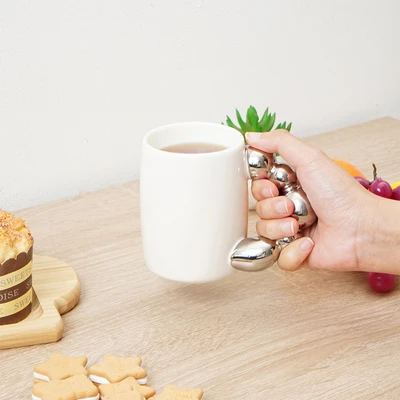 Gambar Appetite Arion Mug Porcelain Dengan Handle Silver Plated 390 ml - Putih