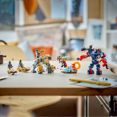 Gambar LEGO Marvel Avengers Endgame Thor Vs Chitauri Set 373 Pcs 76322 - Mix