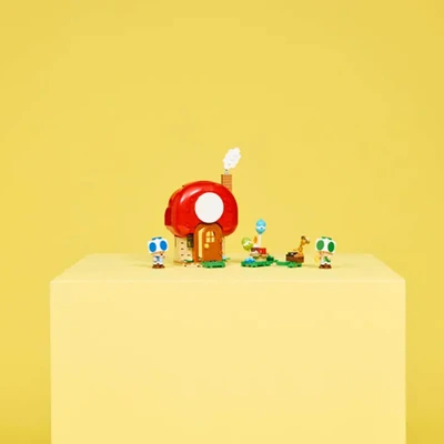 Gambar LEGO Super Mario Party At Toads House Set 267 Pcs 7204 - Mix