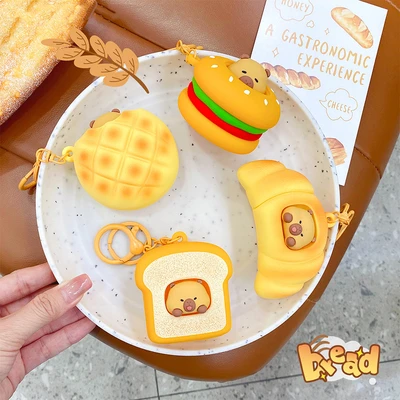 Gambar Capybara Gantungan Kunci Bakery Squeeze Random