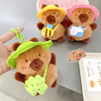 Gambar Capybara Gantungan Kunci Doll Travel Random