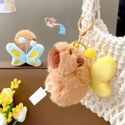 Gambar Capybara Gantungan Kunci Doll Vibra Butterfly Random