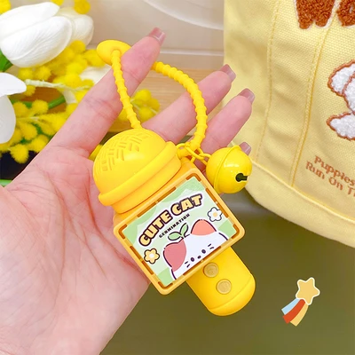 Gambar Kiddy Fun Gantungan Kunci Mini Microphone Random