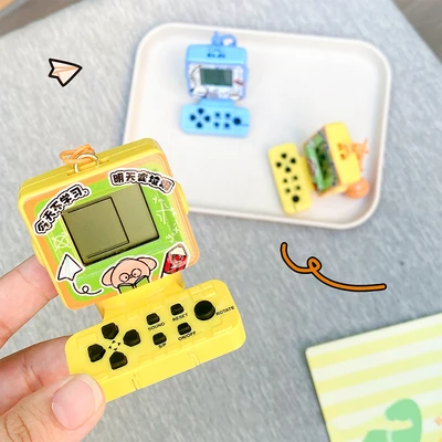 Gambar Kiddy Fun Gantungan Kunci Game Console Random