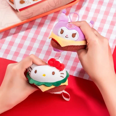 Gambar Bns Series Gantungan Kunci Boneka Plush Moetch Sanrio Burger Random