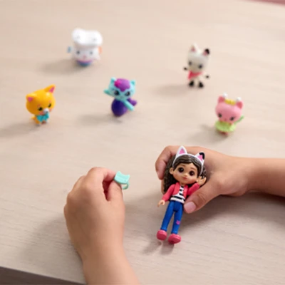 Gambar Gabby's Dollhouse The Movie Minifigure Gift Set - Mix