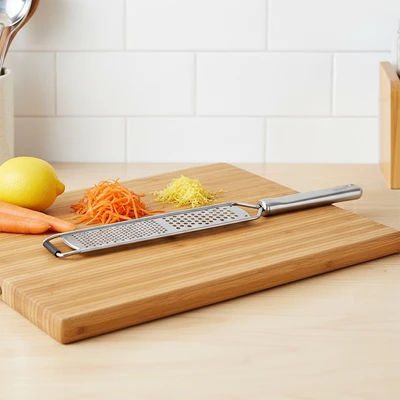 Gambar Culinart Esencia Parutan Etching Long 38 cm  - Silver